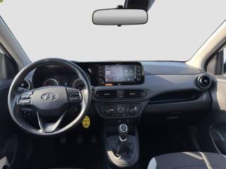 HYUNDAI i10 usata 11