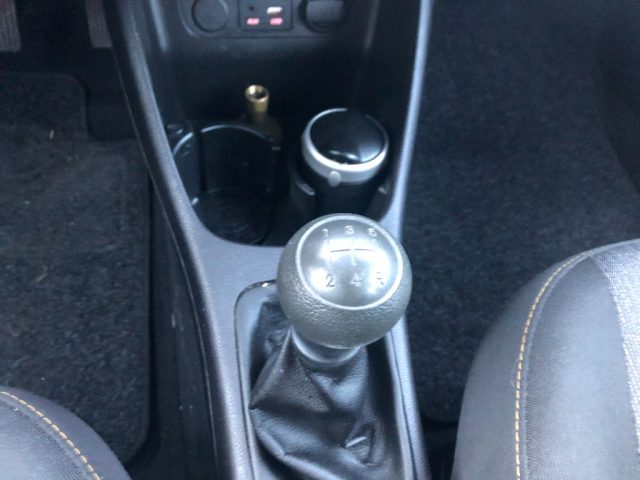 KIA Picanto usata 15