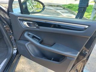 PORSCHE Macan usata, con Airbag testa