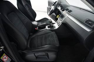 VOLKSWAGEN Passat usata, con Climatizzatore