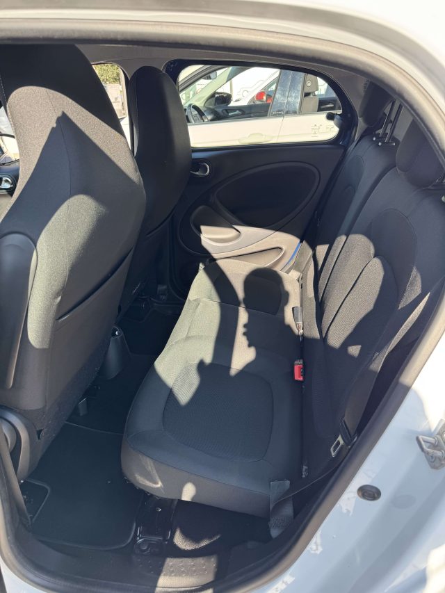 SMART ForFour usata, con Bluetooth