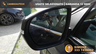 PEUGEOT 3008 usata, con Specchietto retrovisore con funzione antiabbagliamento