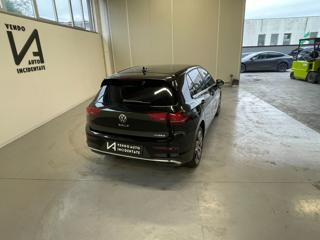 VOLKSWAGEN Golf usata, con Autoradio