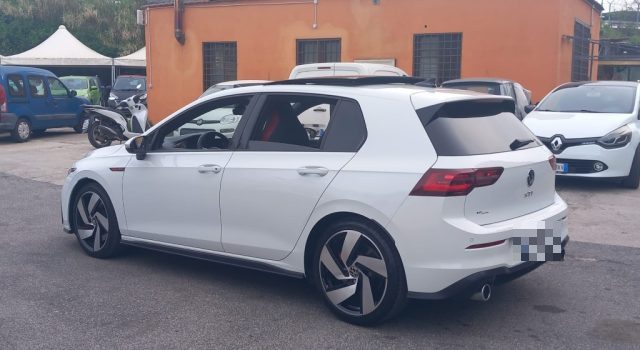 VOLKSWAGEN Golf GTI usata, con Autoradio