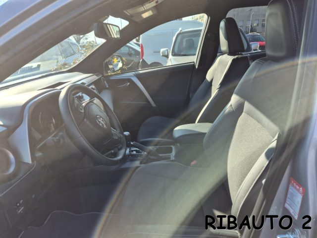 TOYOTA RAV 4 usata, con Regolazione elettrica sedili