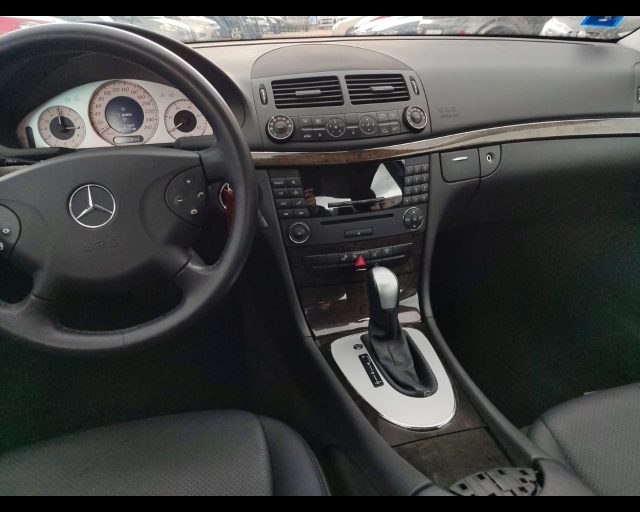MERCEDES-BENZ E 280 usata, con Sensore di luce