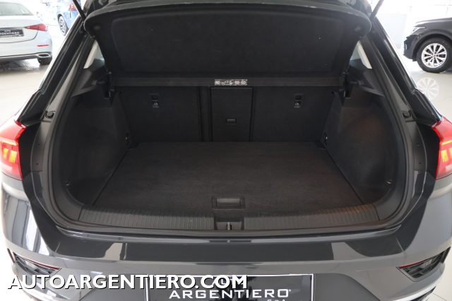 VOLKSWAGEN T-Roc usata, con Autoradio digitale