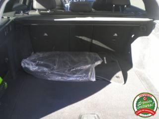 MERCEDES-BENZ C 220 usata, con Bracciolo