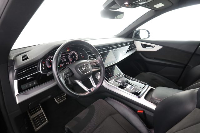 AUDI Q8 usata 1