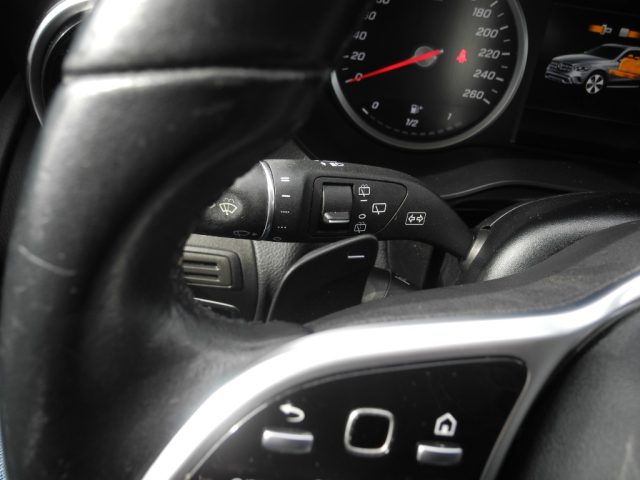MERCEDES-BENZ GLC 300 usata, con Limitatore di velocità