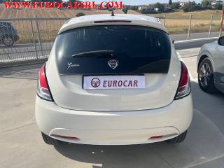 LANCIA Ypsilon usata, con ESP