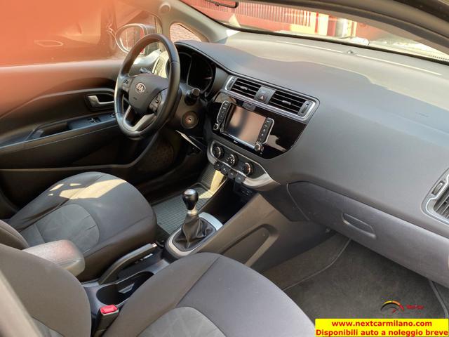 KIA Rio usata 52