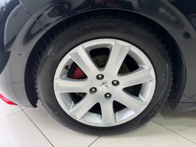 PEUGEOT 208 usata, con Specchietti laterali elettrici