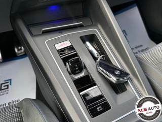 VOLKSWAGEN Golf usata, con Cruise Control