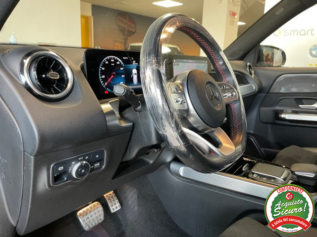 MERCEDES-BENZ GLB 200 usata, con Touch screen