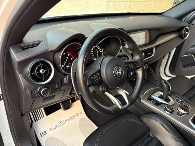 ALFA ROMEO Stelvio usata, con Controllo automatico clima