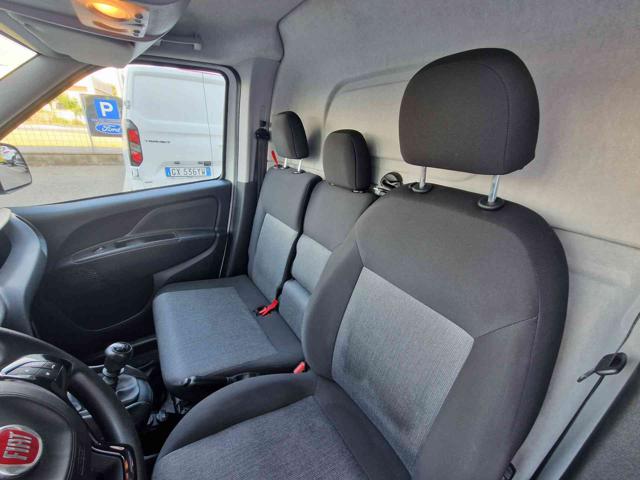 FIAT Doblo usata, con Sensori di parcheggio posteriori