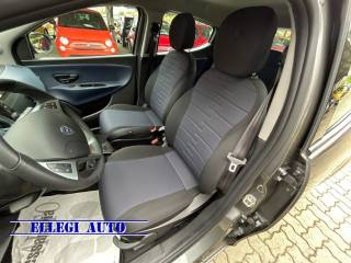 LANCIA Ypsilon usata, con Servosterzo