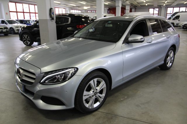 MERCEDES-BENZ C 220 usata, con Airbag