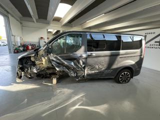 FORD Tourneo Custom usata, con Alzacristalli elettrici
