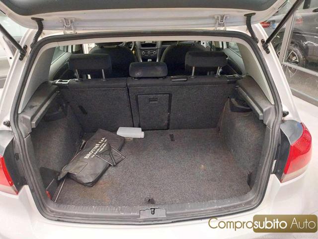 VOLKSWAGEN Golf usata, con ESP
