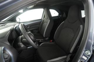 TOYOTA Aygo X usata 2