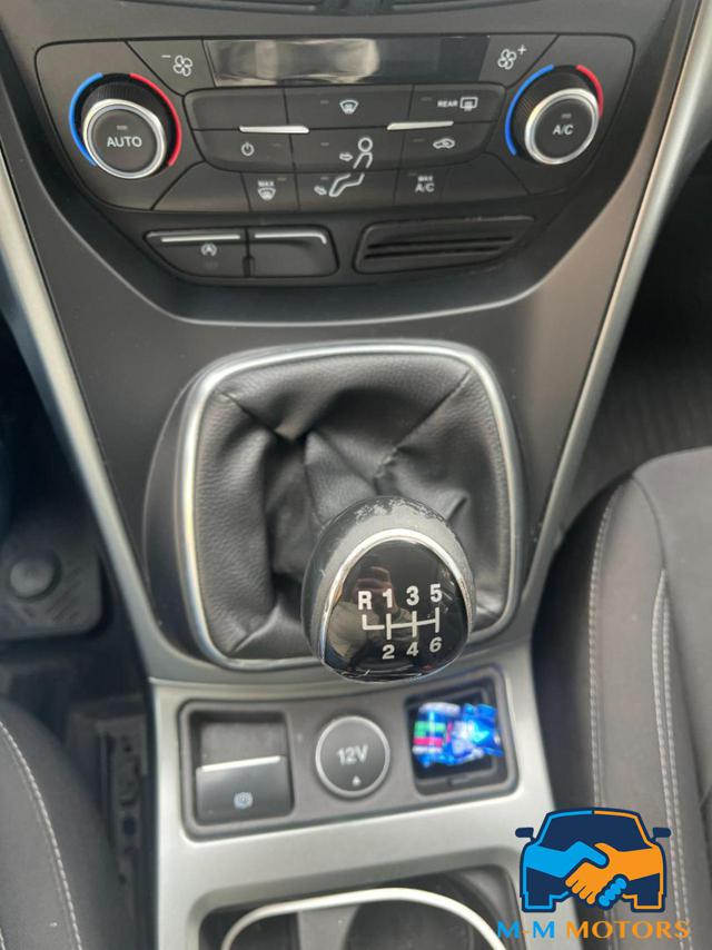 FORD Kuga usata, con Specchietti laterali elettrici