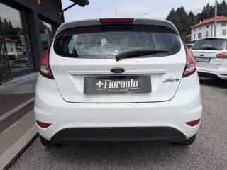 FORD Fiesta usata, con Autoradio