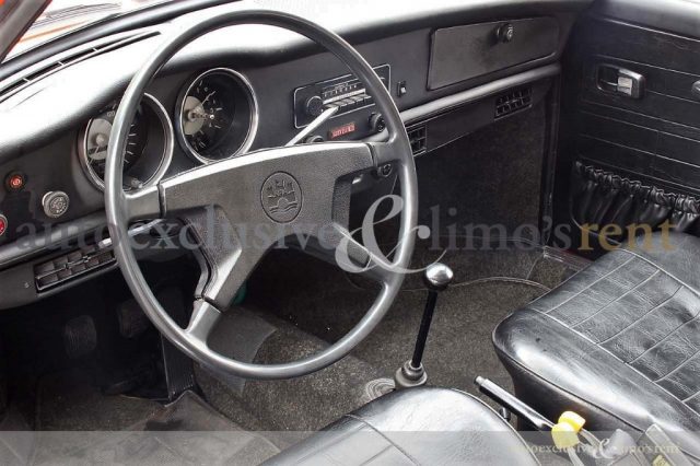 VOLKSWAGEN Karmann Ghia usata 9