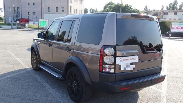LAND ROVER Discovery usata, con Alzacristalli elettrici