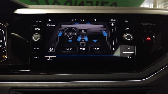 VOLKSWAGEN Taigo usata, con Sensore di luce