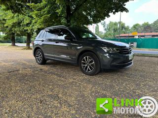VOLKSWAGEN Tiguan usata, con Airbag laterali