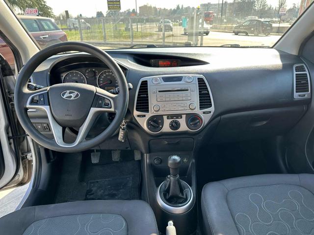 HYUNDAI i20 usata, con Airbag testa