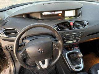 RENAULT Scenic usata, con Boardcomputer
