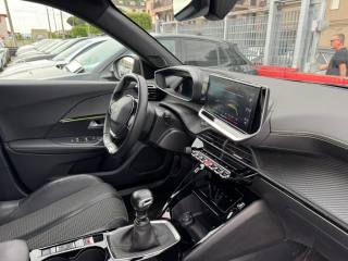PEUGEOT 2008 usata, con Controllo automatico clima