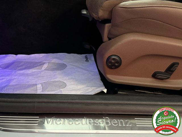 MERCEDES-BENZ E 220 usata, con Sistema di navigazione