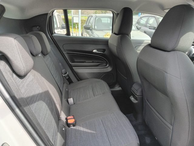 JEEP Avenger usata, con USB