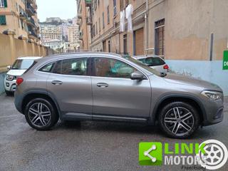 MERCEDES-BENZ GLA 250 usata, con Alzacristalli elettrici