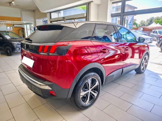 PEUGEOT 3008 usata, con Boardcomputer