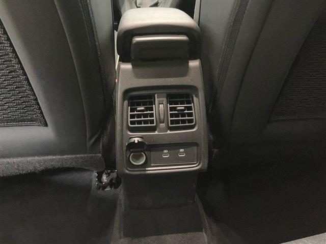 RENAULT Captur usata 28