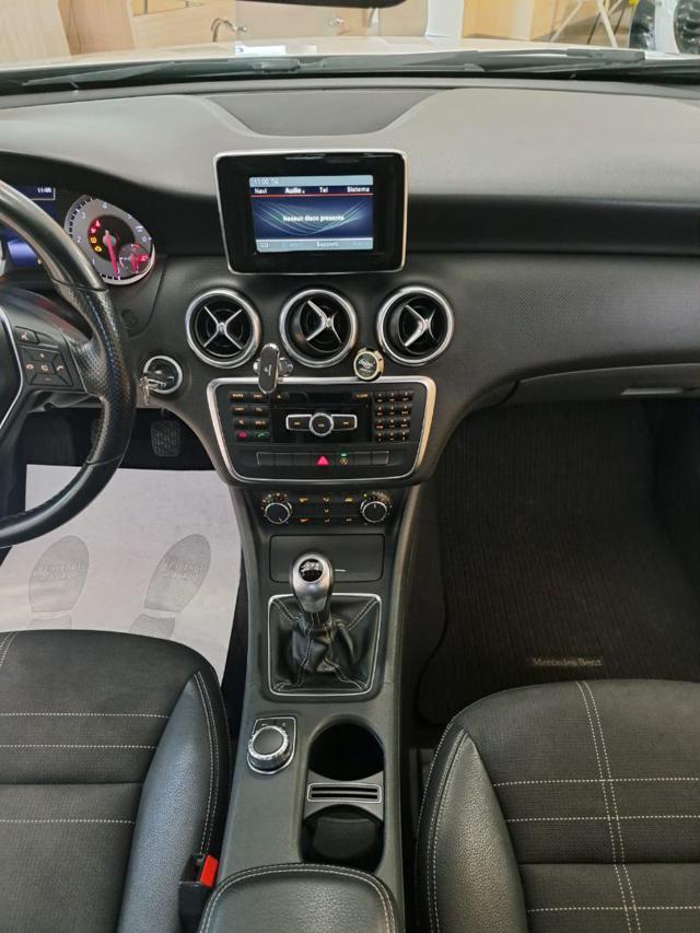 MERCEDES-BENZ A 180 usata, con Park Distance Control