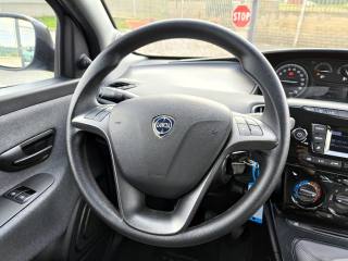 LANCIA Ypsilon usata 10