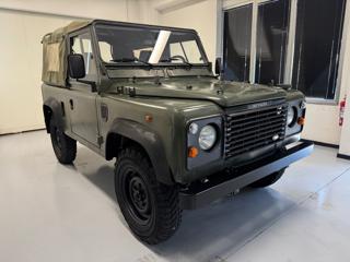 LAND ROVER Defender usata 2