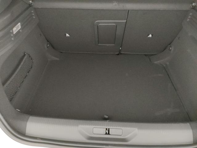 PEUGEOT 308 usata, con Sedile posteriore sdoppiato