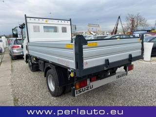 ISUZU M21 usata, con Climatizzatore