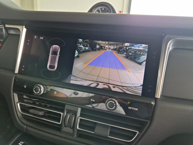 PORSCHE Macan usata, con Servosterzo