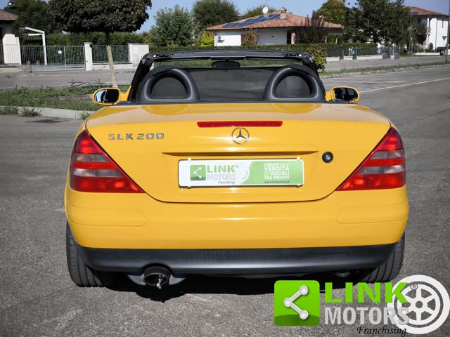 MERCEDES-BENZ SLK 200 usata, con Airbag