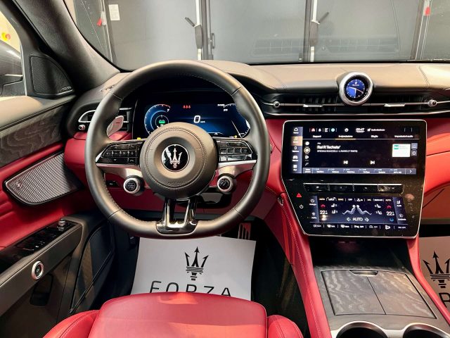 MASERATI Grecale usata, con Vetri oscurati