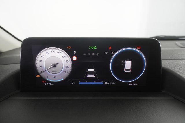 HYUNDAI Staria usata 13