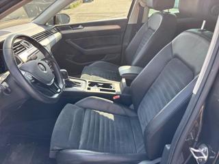 VOLKSWAGEN Passat Variant usata, con Cruise Control